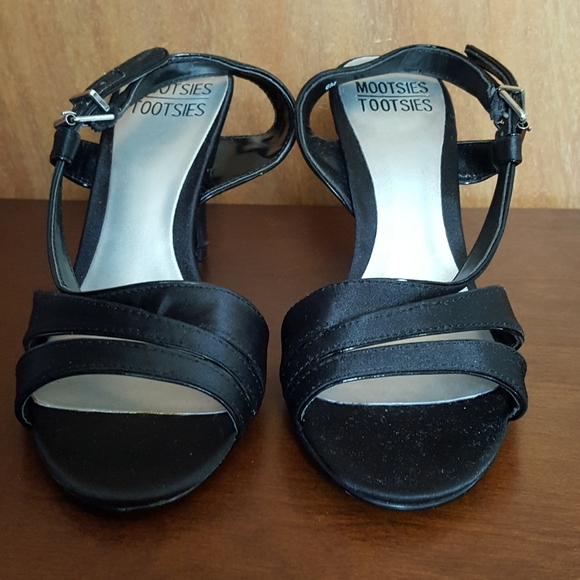 Mootsies Tootsies Size 6 Black Heels - Picture 6 of 13